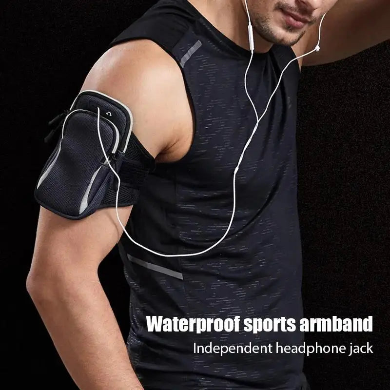 Universal Phone Armband Outdoor Fitness Running Sport Armband Smart Phone Holder With Headphone Jack Mobile Phone Bag For iPhone