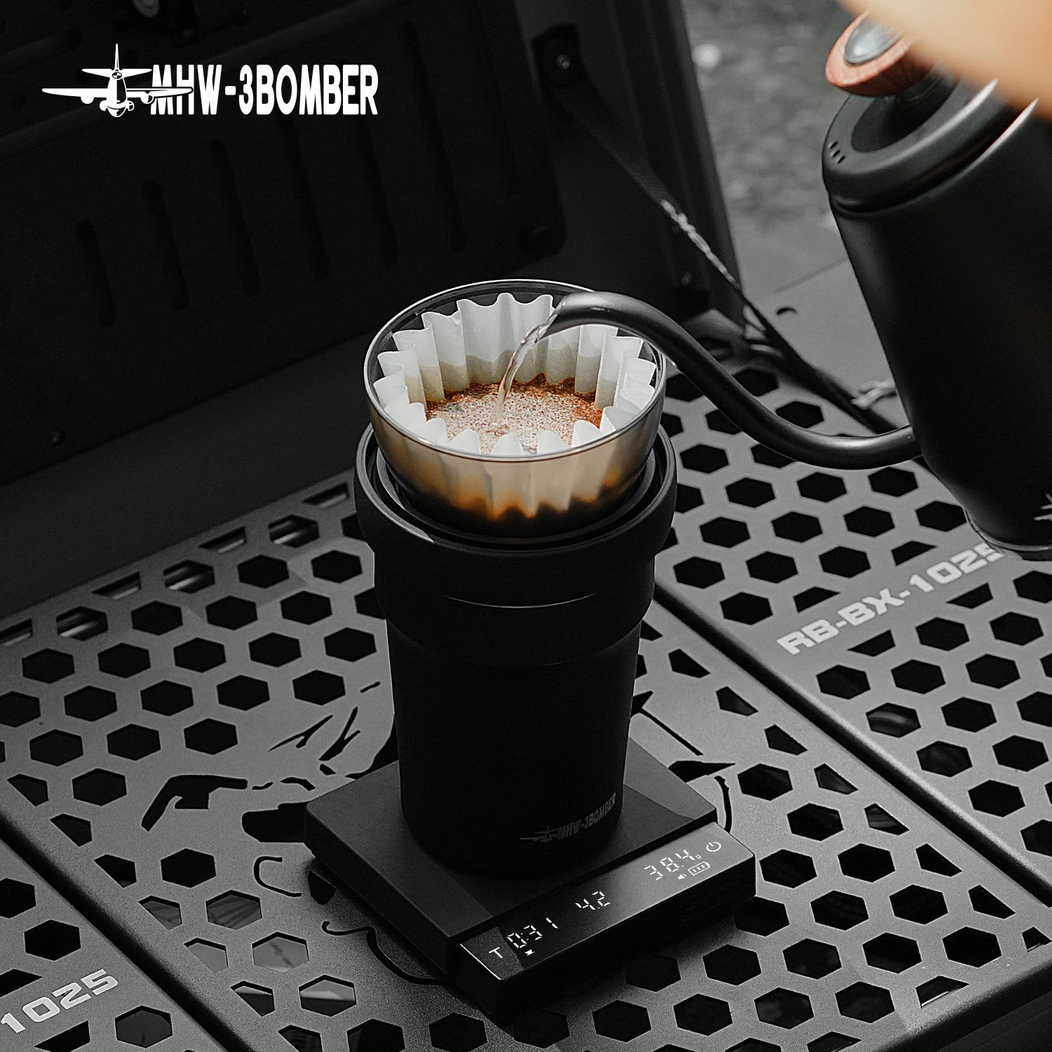 MHW-3BOMBER Smart Coffee Scale Timer 2kg/0.1g High Precision Kitchen Scales Drip Coffee Espresso Scale Home Barista Tools